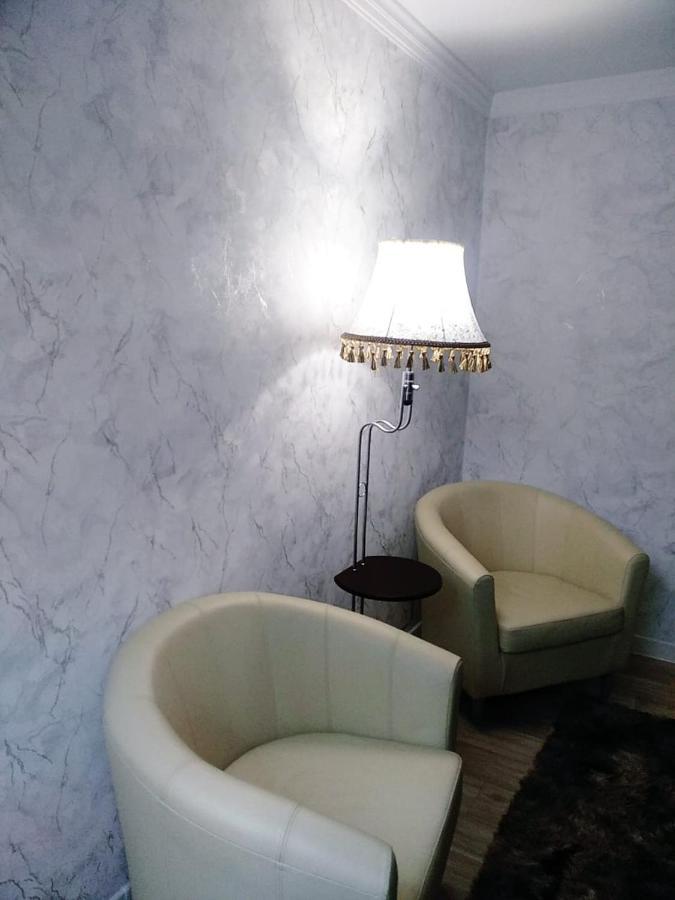 Квартира Однокомнатная Vip Oral Exteriör bild